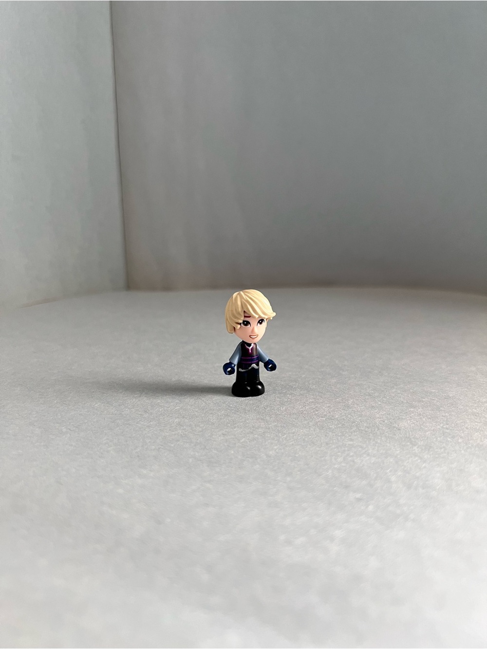 LEGO Disney Frozen Kristoff micro-doll